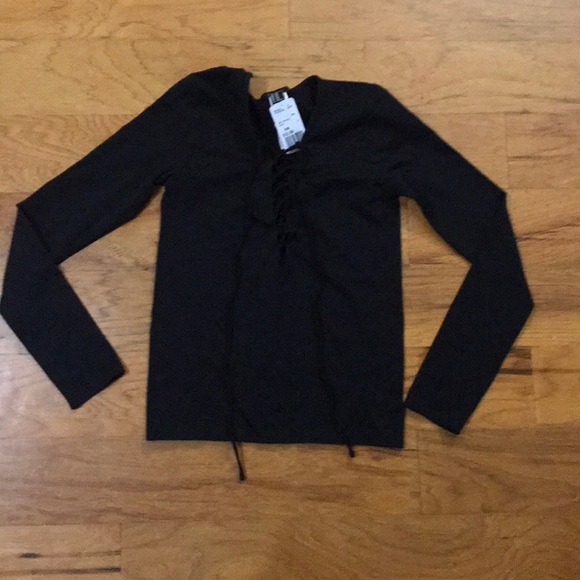 NWT Forever 21 Long Sleeve Lace Up Top - Picture 2 of 4